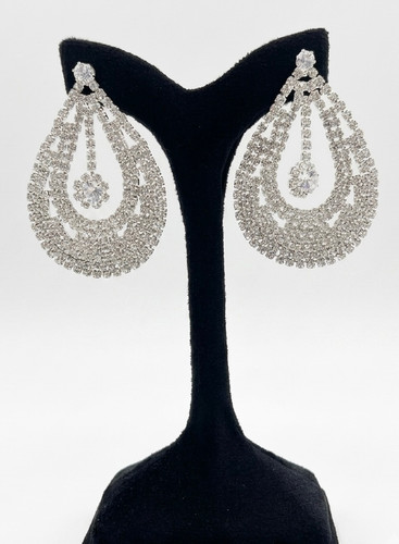 گوشواره مجلسی نگین دار طرح اشکی
